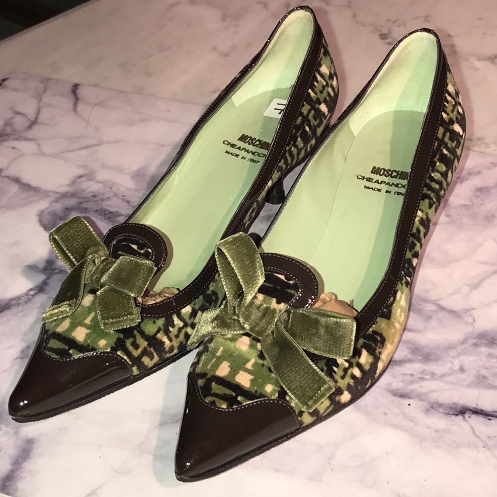 Moschino Cheap and Chic Green Brown Velvet Patent Leather Kitten Heels US 7